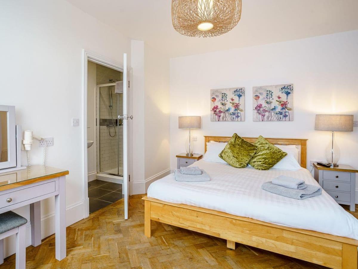 Gwbert Holiday Cottages, Green Meadow Cardigan Bagian luar foto