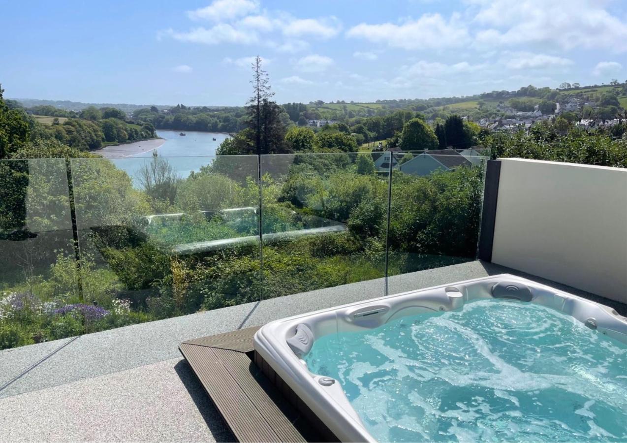 Gwbert Holiday Cottages, Green Meadow Cardigan Bagian luar foto